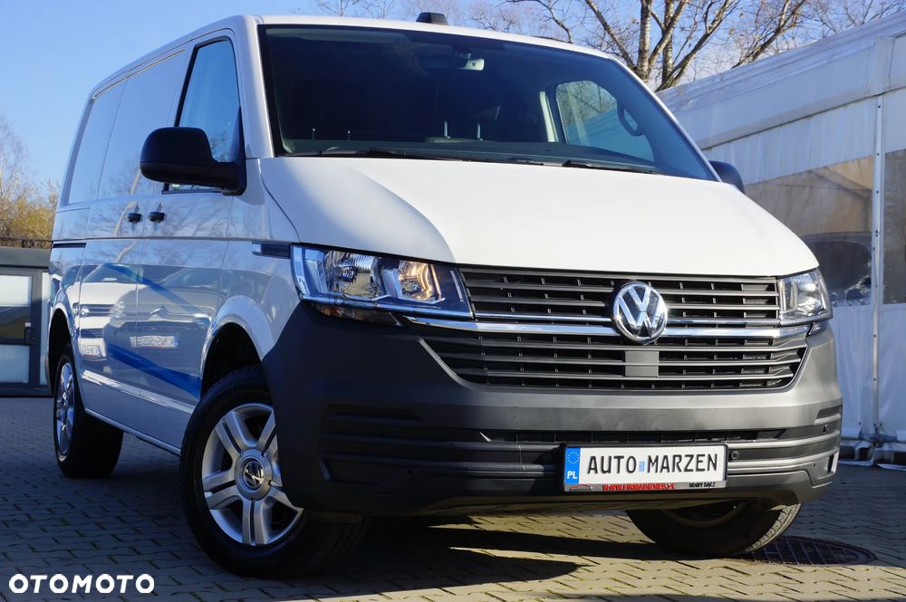 Volkswagen Transporter - 1