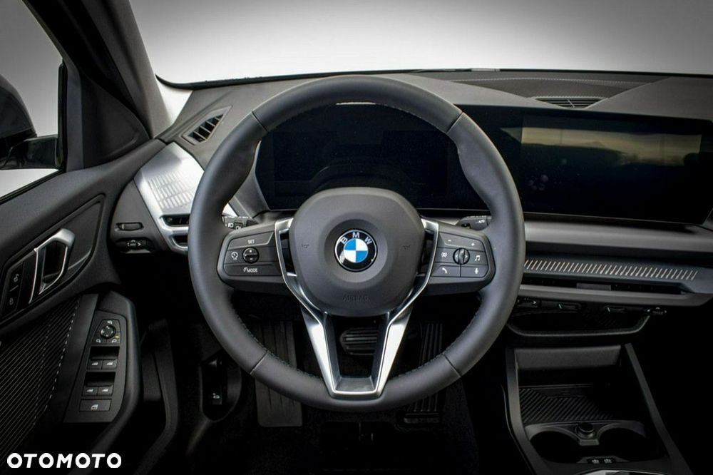 BMW Seria 1 - 17