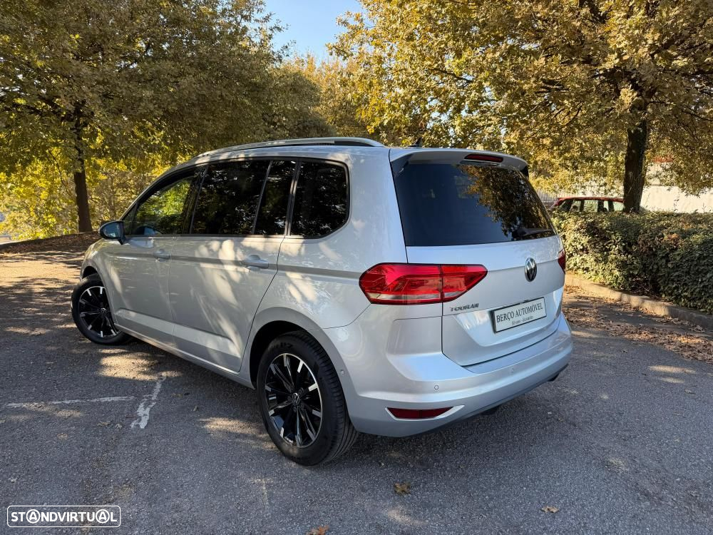 VW Touran 2.0 TDI Highline DSG - 5