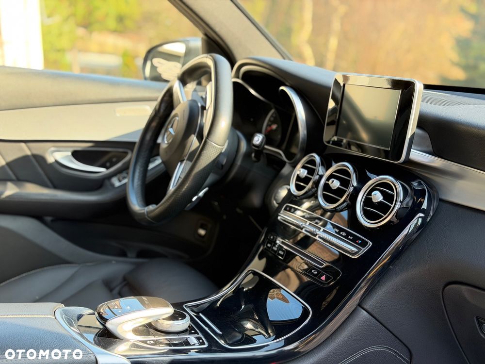 Mercedes-Benz GLC 250 4-Matic - 12