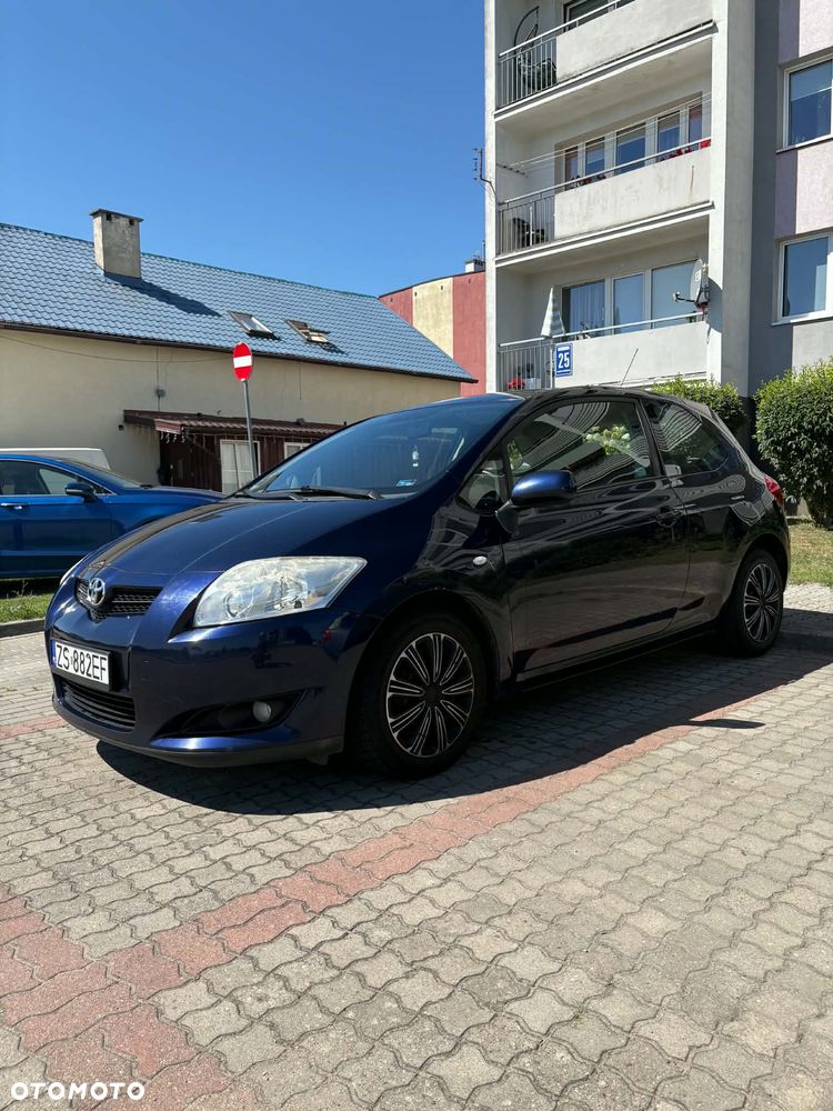 Toyota Auris 1.6 VVT-i Luna - 1