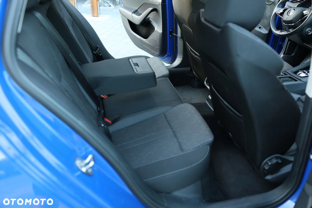 Skoda Octavia 2.0 TDI DSG Ambition - 20
