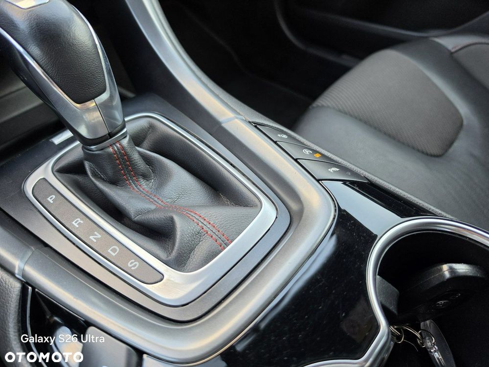 Ford Mondeo 2.0 EcoBlue ST-Line - 36