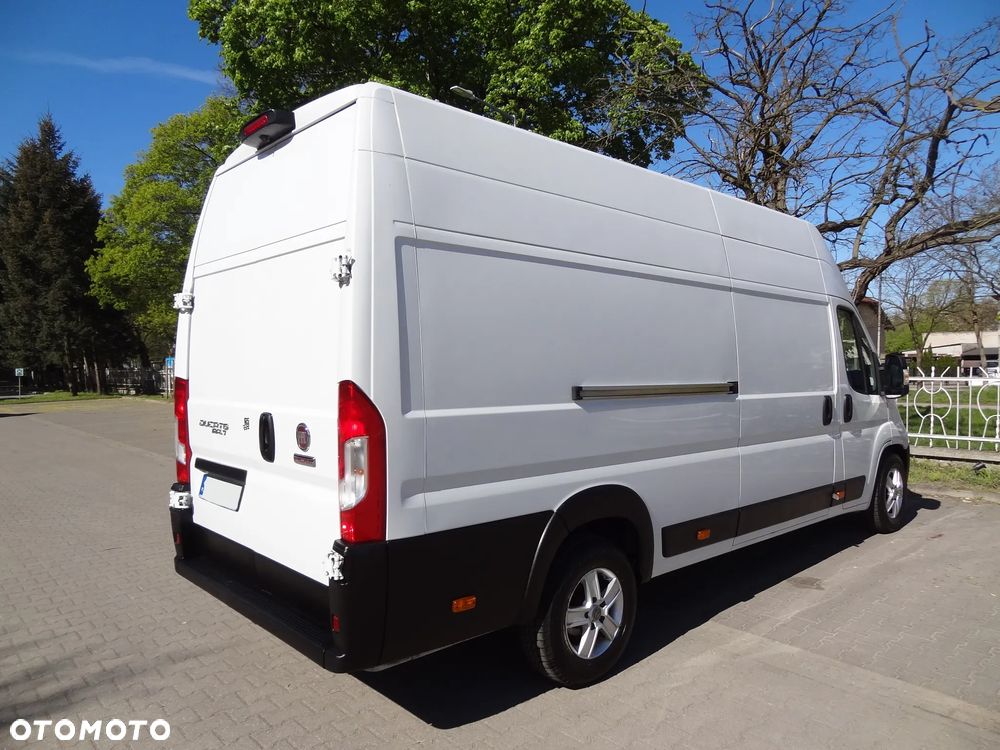 Fiat Ducato 8 MAXI L4H3 180KM 2023r - 18