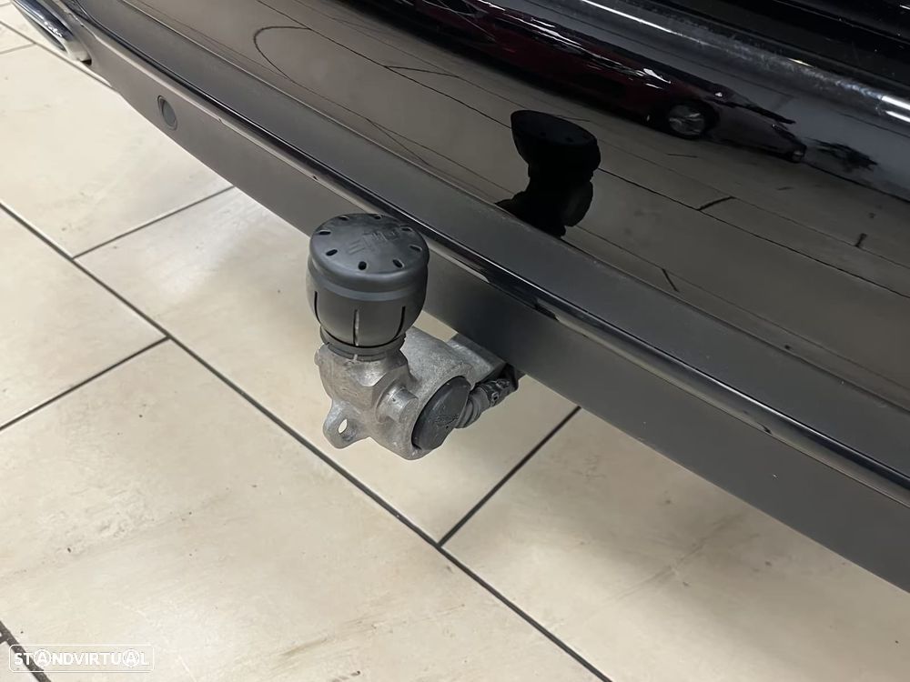 Mercedes-Benz E 300 - 13