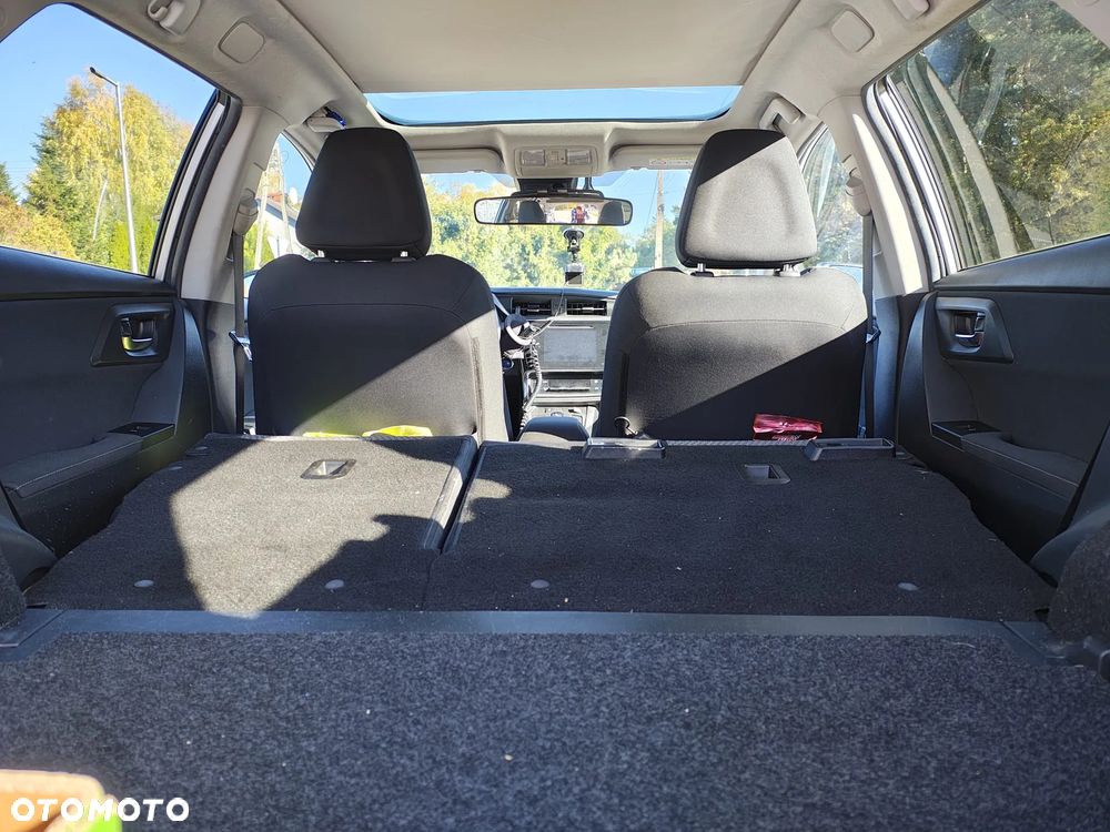 Toyota Auris Hybrid 135 Comfort - 8