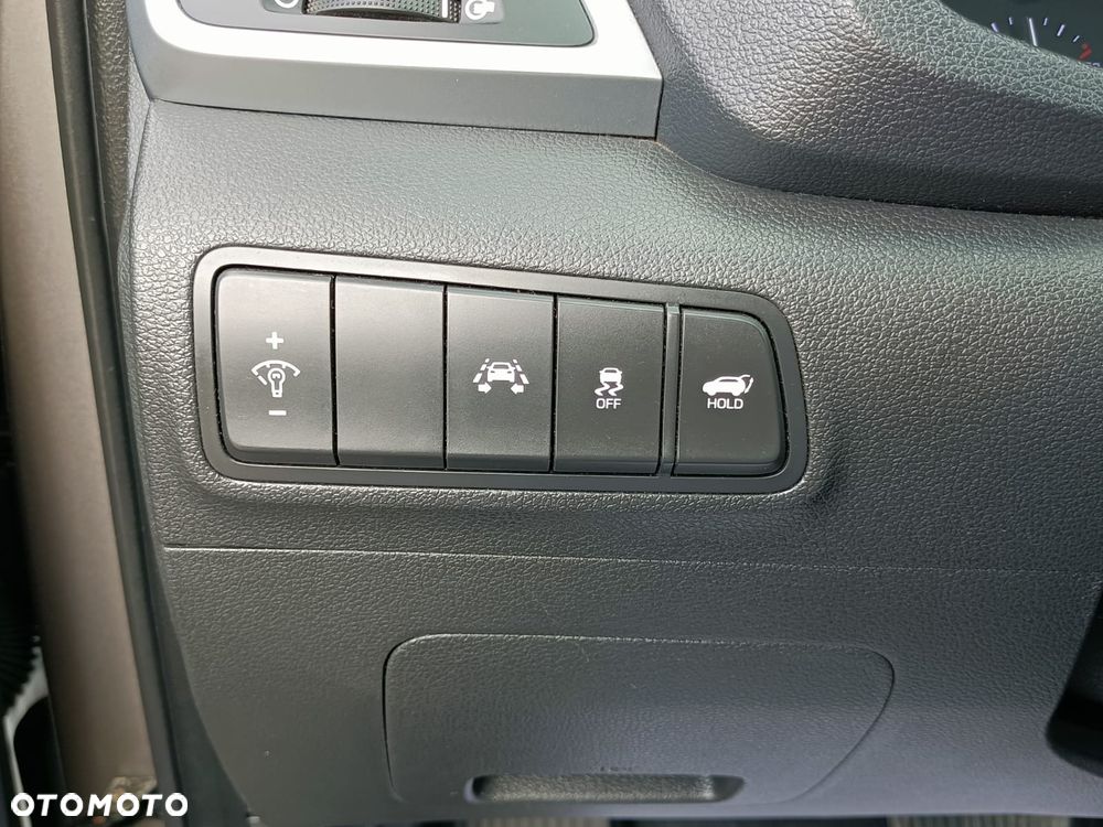 Hyundai Tucson blue 1.7 CRDi 2WD DCT Premium - 37