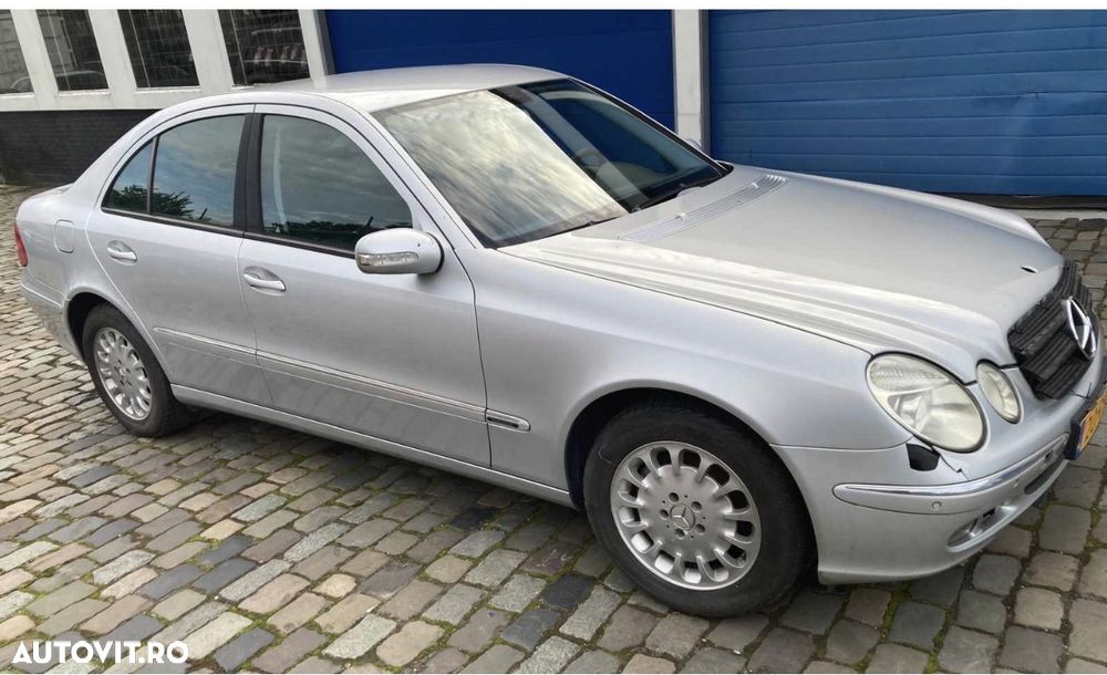 Mercedes-Benz E 200 KOMPRESSOR Automatik Elegance - 20