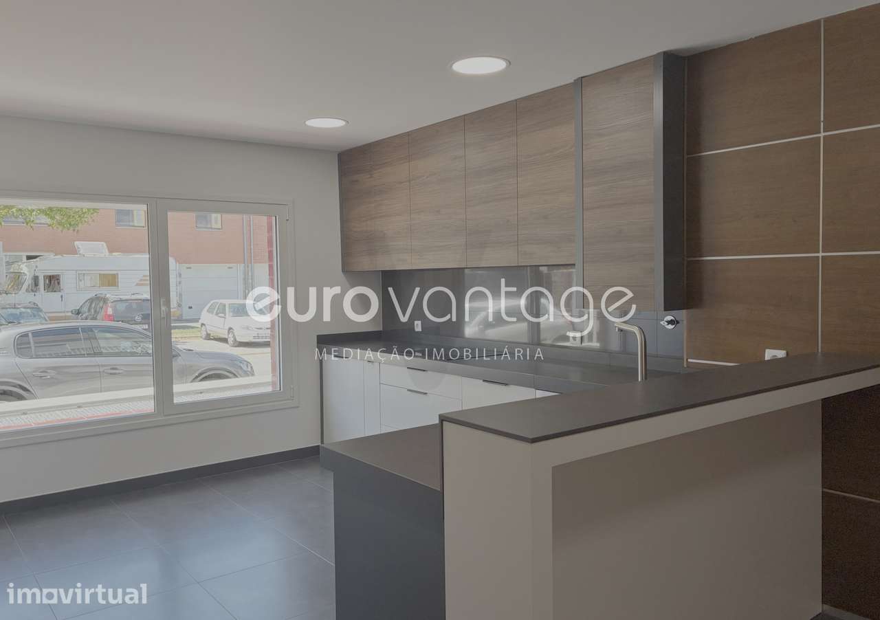 Moradia T4/cidade/Renovada - Grande imagem: 5/48