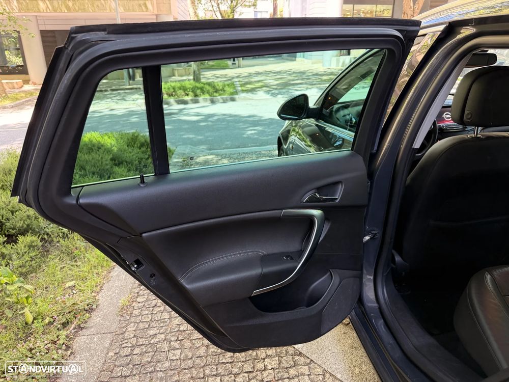 Opel Insignia Sports Tourer 1.6 CDTi Cosmo S/S J17 - 15