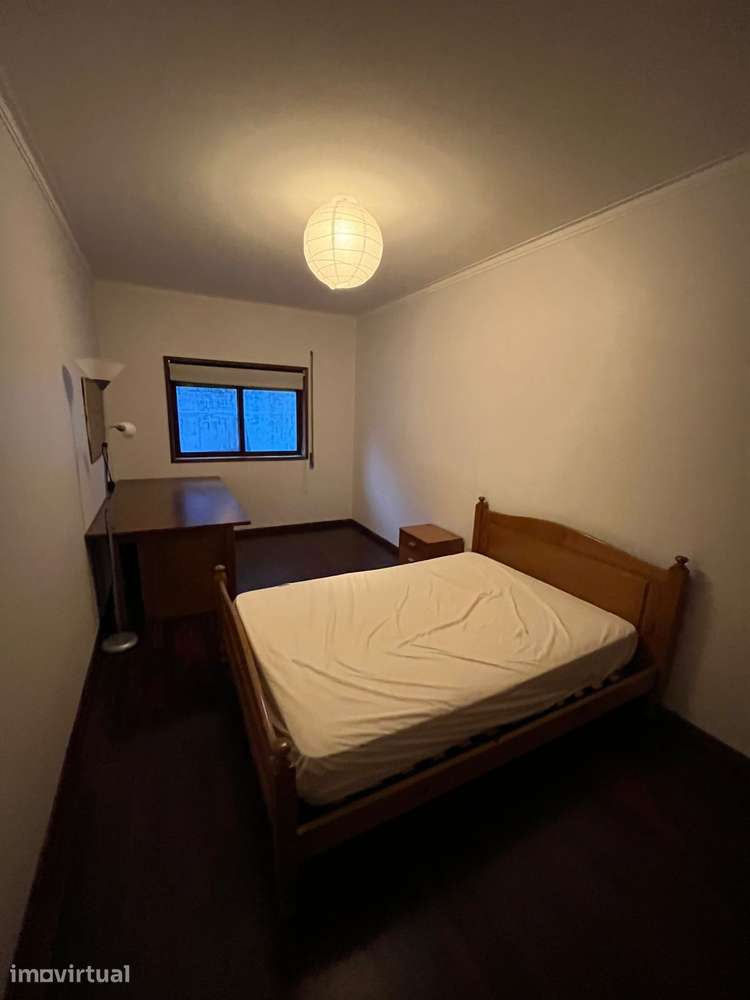 Quarto individual a 15 minutos a pé da Universidade