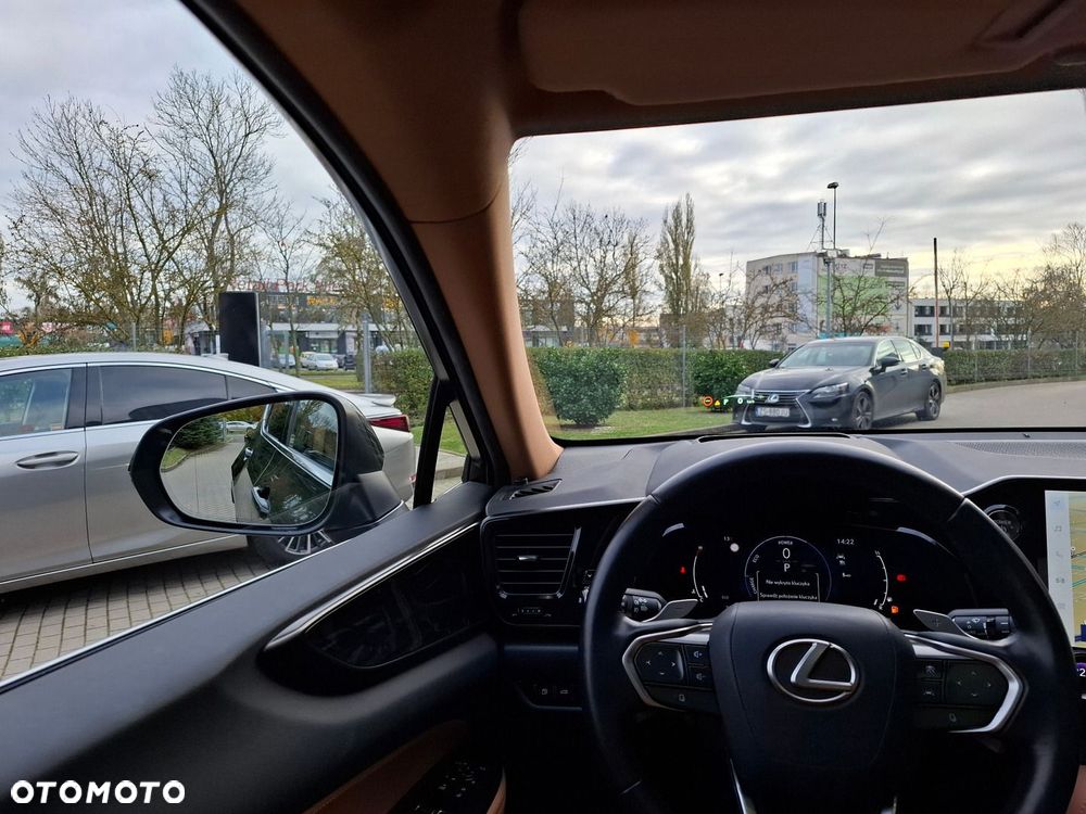 Lexus NX 350h Prestige AWD - 30