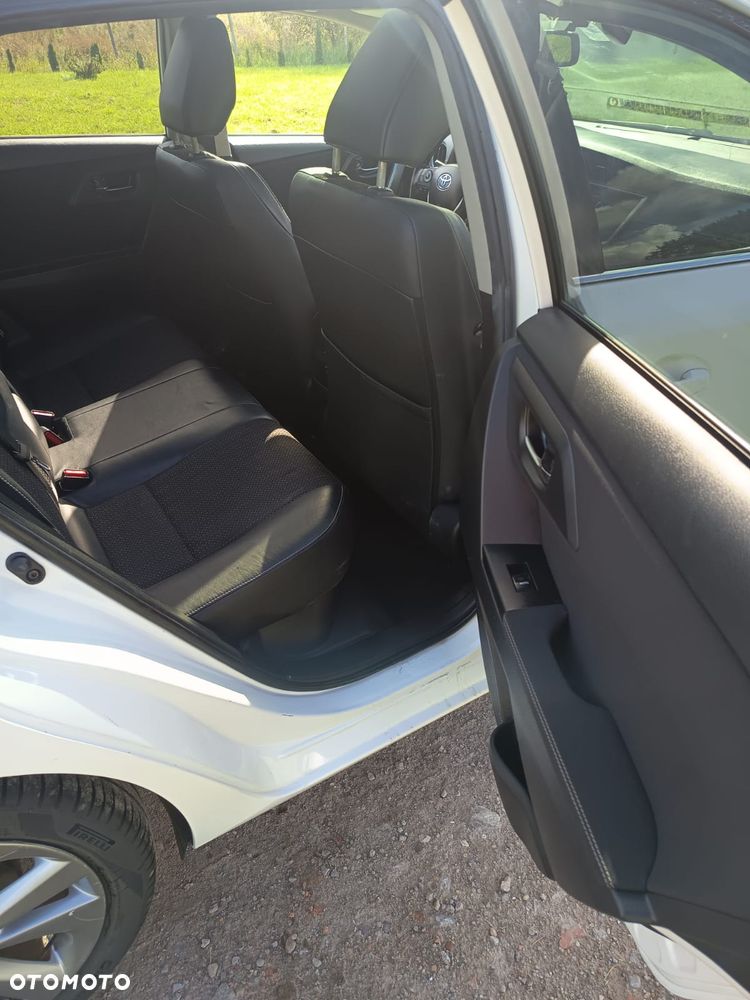 Toyota Auris - 19
