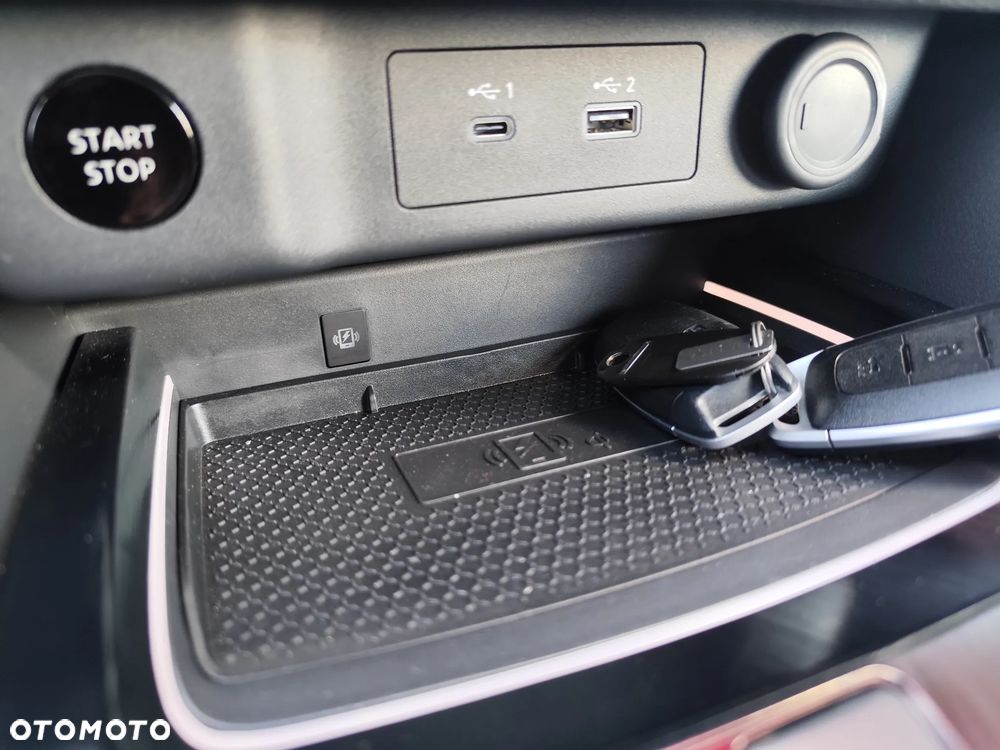Nissan X-Trail 1.5 VC-T e-POWER N-Connecta e-4ORCE 7os - 22
