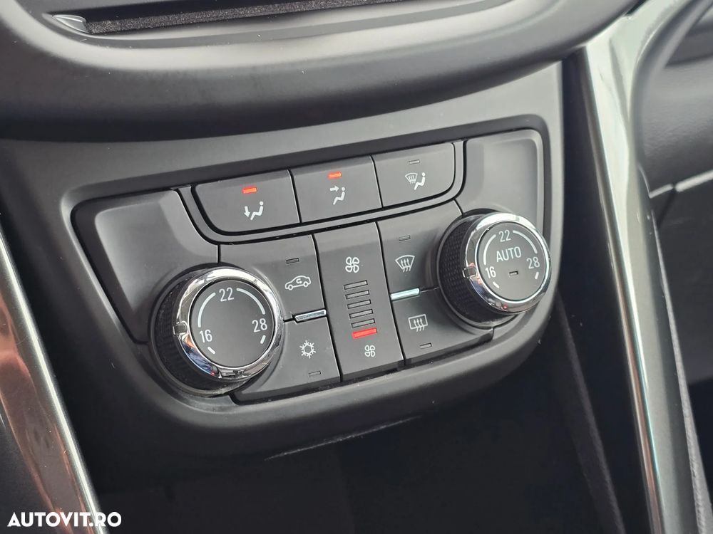 Opel Zafira - 27