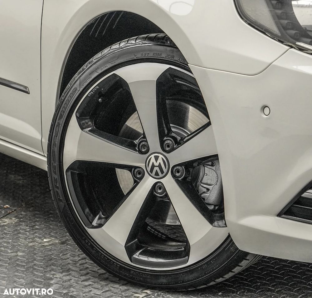 Volkswagen Passat CC 2.0 TDI BMT DSG 4Motion - 32