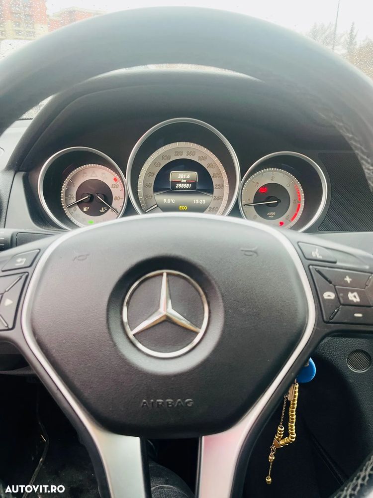 Mercedes-Benz C - 3