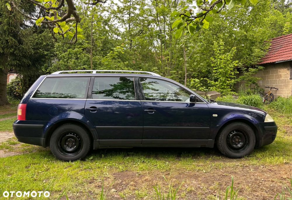 Volkswagen Passat 1.9 TDI Comfortline - 3
