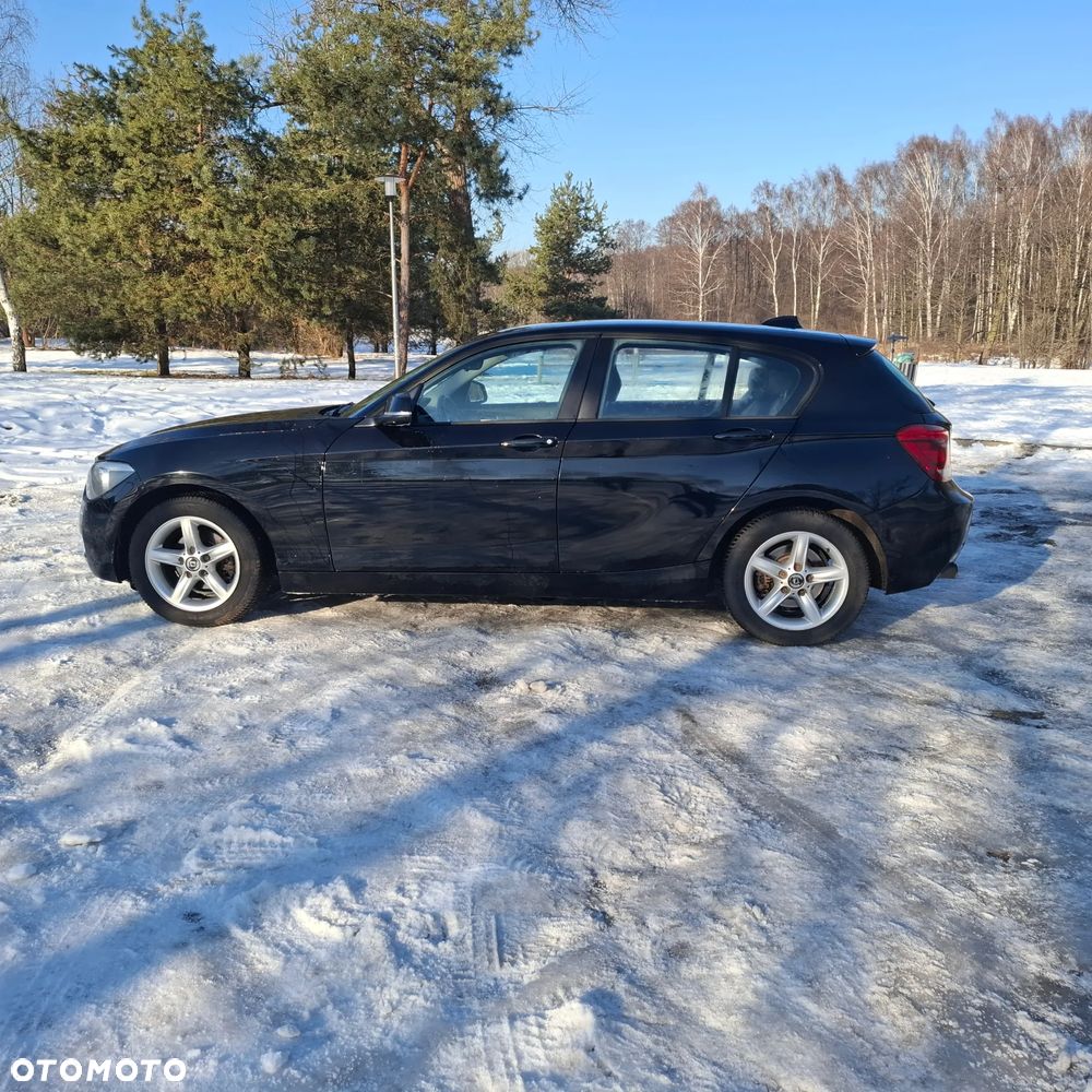 BMW Seria 1 116i - 30