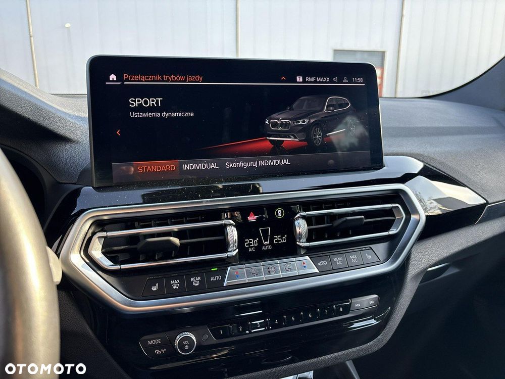 BMW X3 xDrive20i mHEV - 27