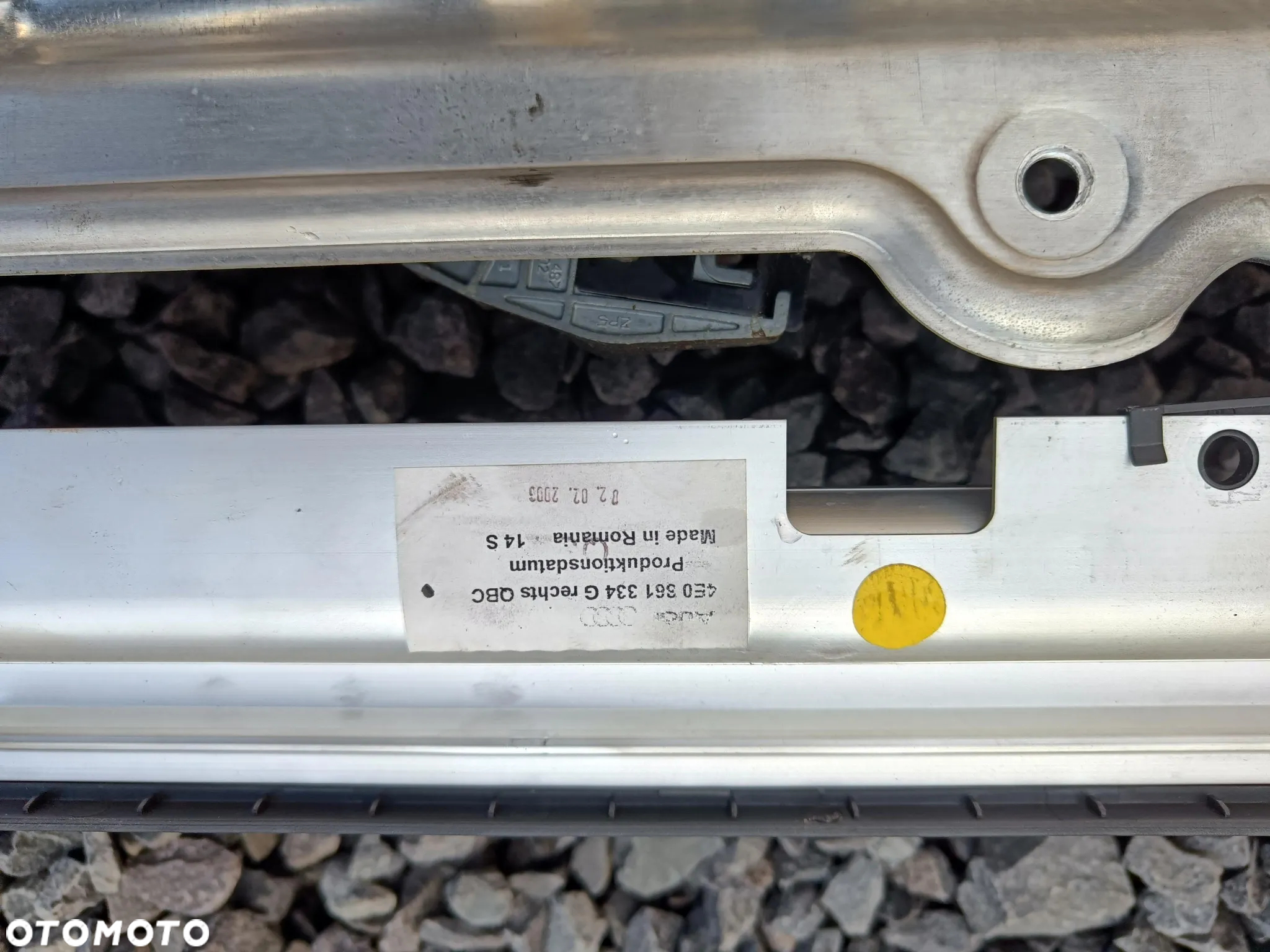 AUDI A8 D3 ROLETA ELEKTRYCZNA SZYBY BOCZNEJ LEWA PRAWA TYŁ 4E0861833G 4E08618334G - 14