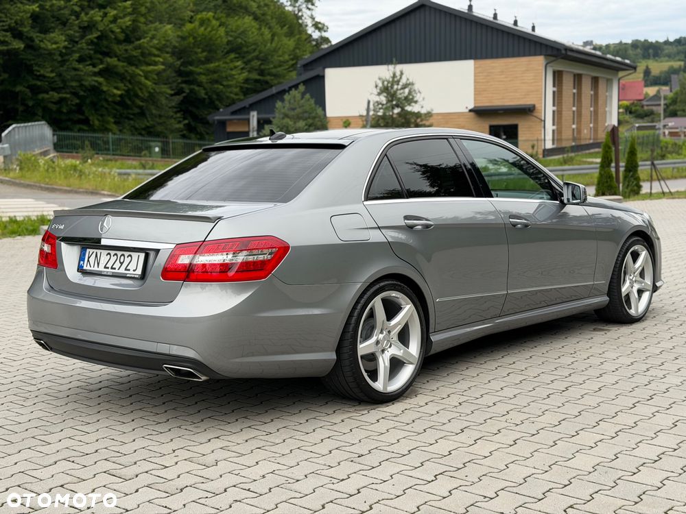 Mercedes-Benz Klasa E - 11