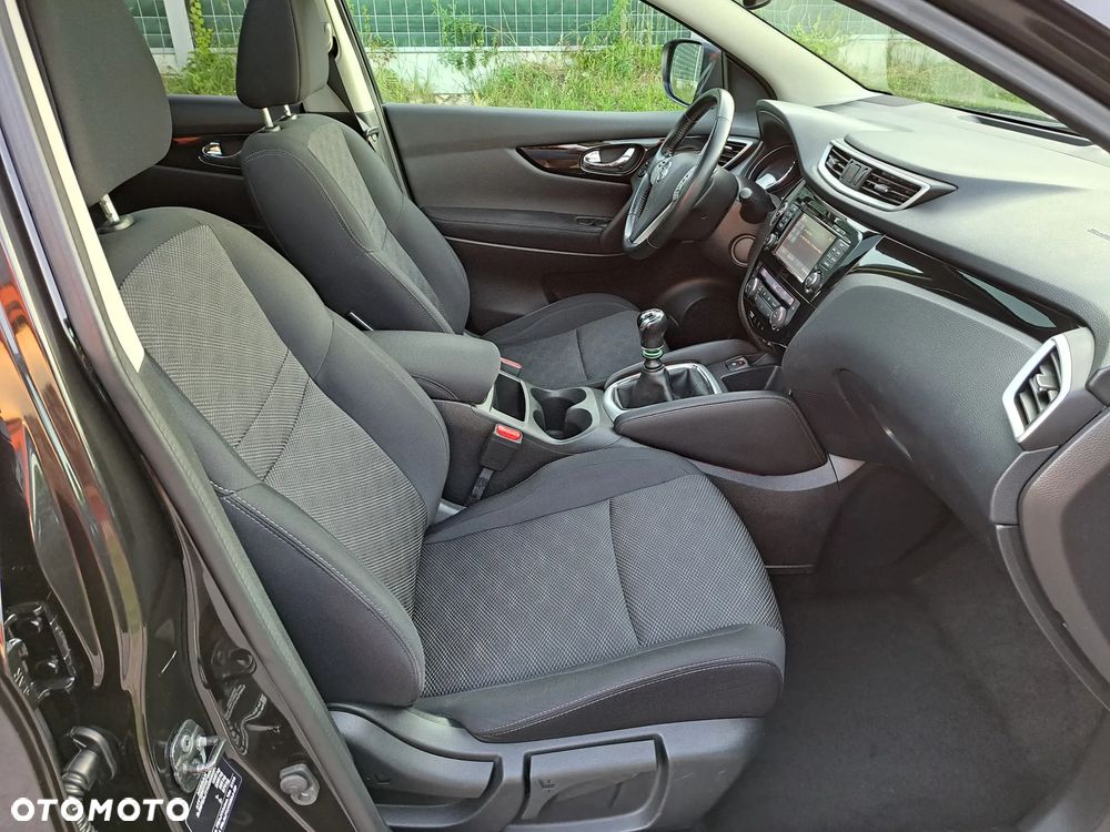 Nissan Qashqai 1.2 DIG-T N-Connecta - 16