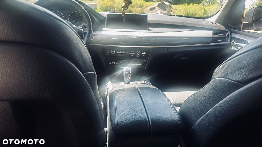 BMW X5 ver-xdrive25d - 14