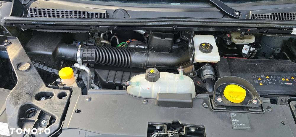 Renault Trafic - 13