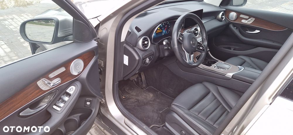 Mercedes-Benz GLC 220 d 4Matic 9G-TRONIC Exclusive - 14