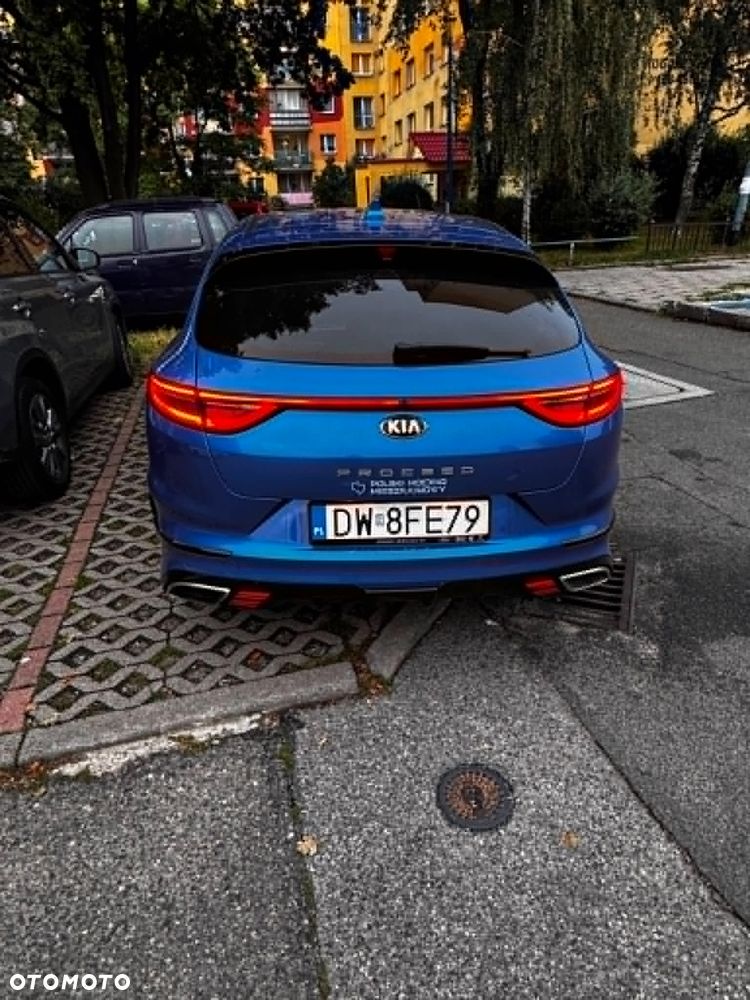 Kia ProCeed - 7