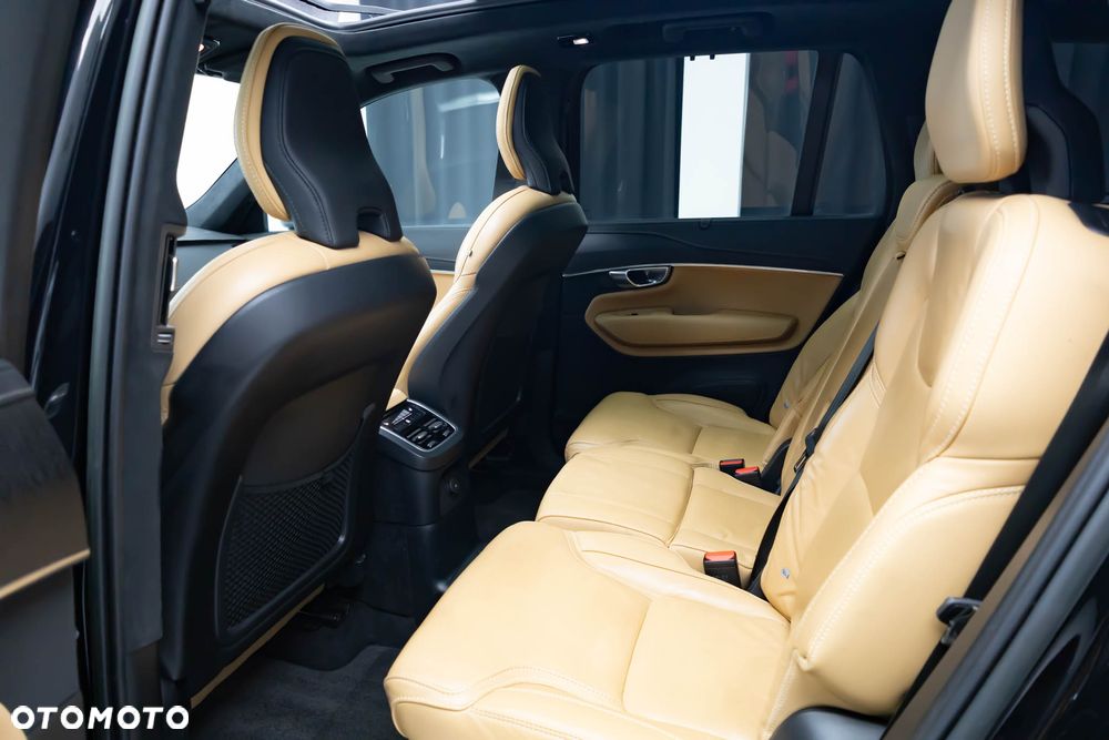 Volvo XC 90 T8 AWD Recharge Ultimate Bright - 32