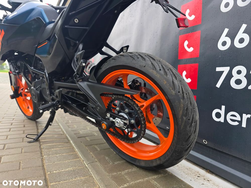 KTM Duke 125 - 18