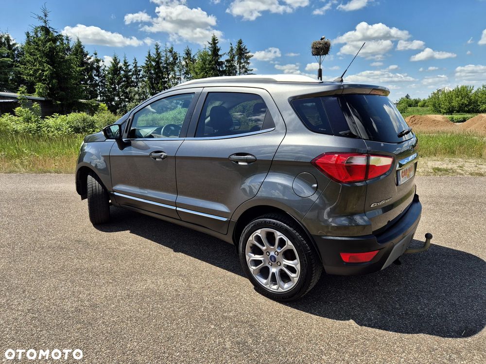 Ford EcoSport - 12