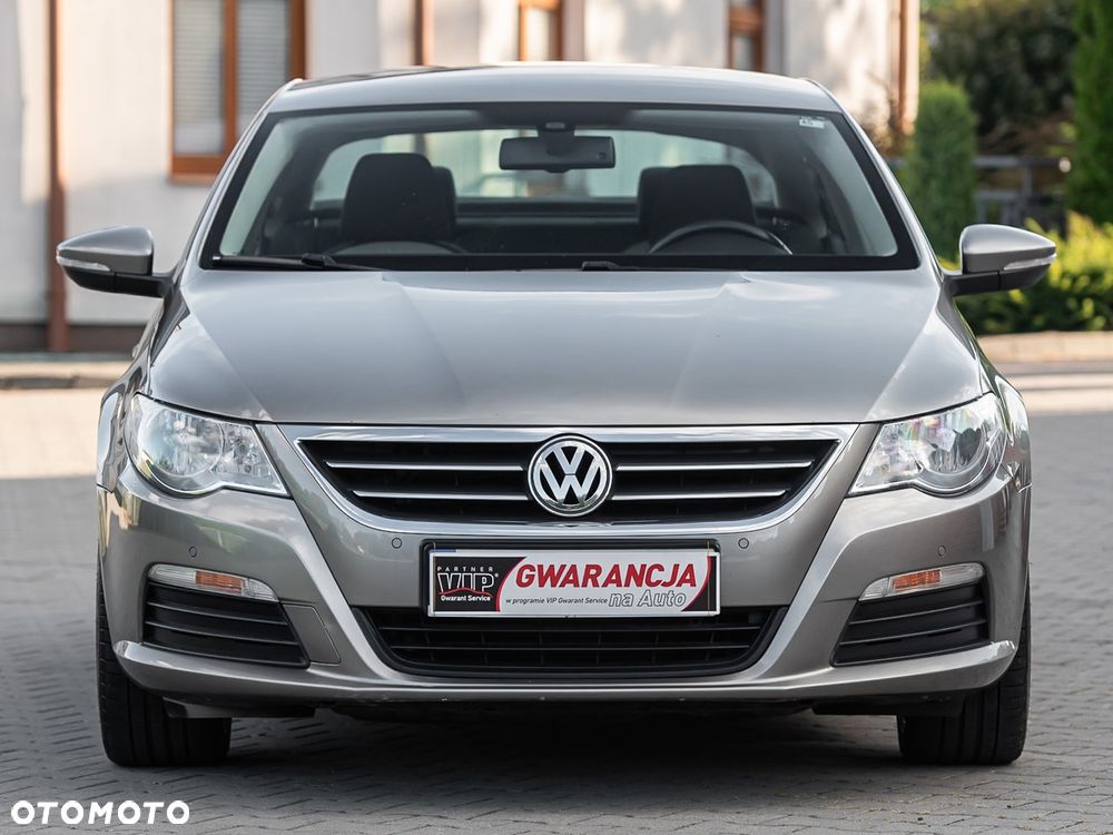 Volkswagen Passat 2.0 TDI DPF BlueMotion Technology Comfortline - 4