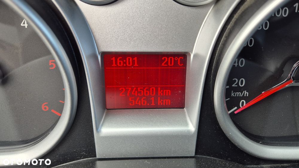Ford Kuga - 11