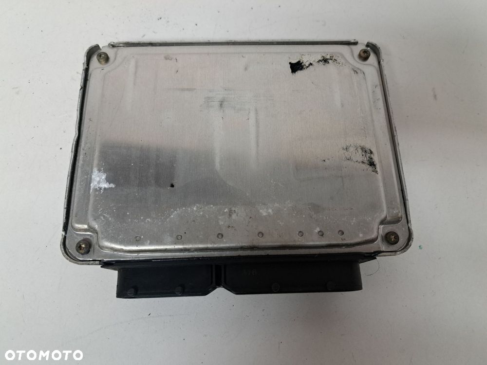 AUDI 8N0 906 018Q KOMPUTER  STEROWNIK  SILNIKA - 3