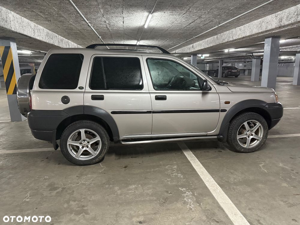 Land Rover Freelander 2.0 D - 4