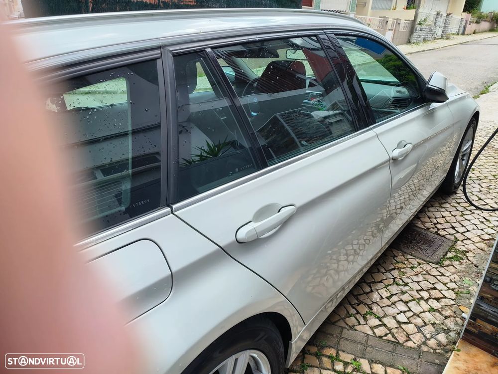 BMW 320 d EfficientDynamics Line Luxury - 7