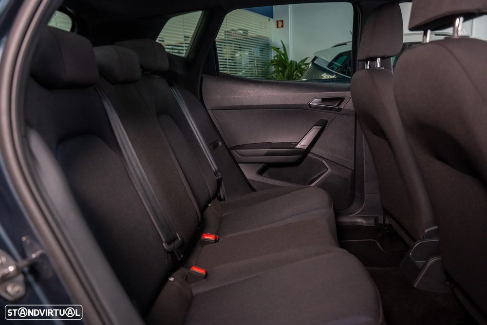 SEAT Arona 1.0 TSI FR — fotografia 21