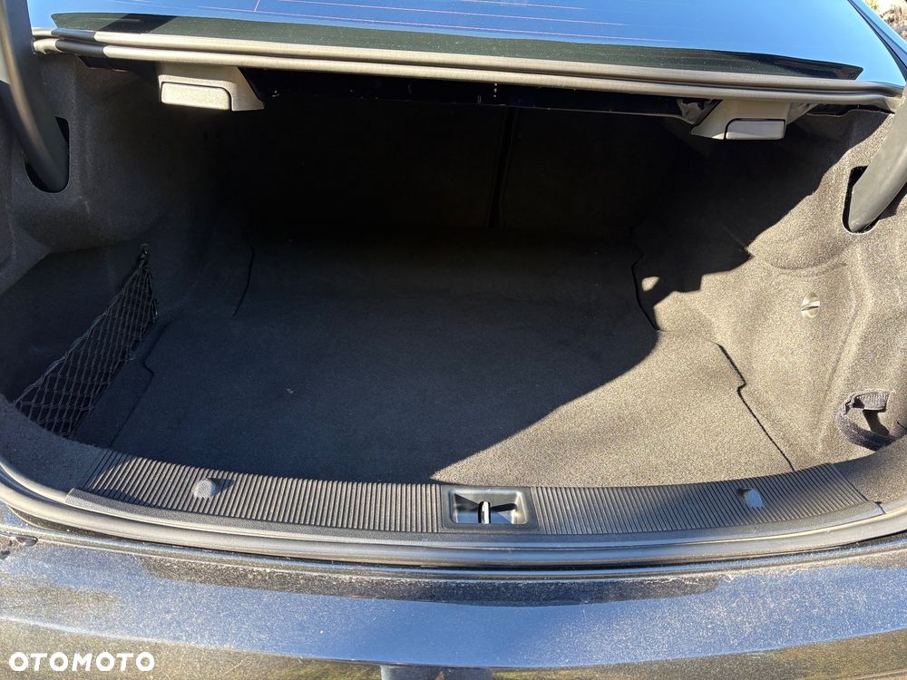 Mercedes-Benz Klasa E 400 4Matic 9G-TRONIC AMG Line - 8