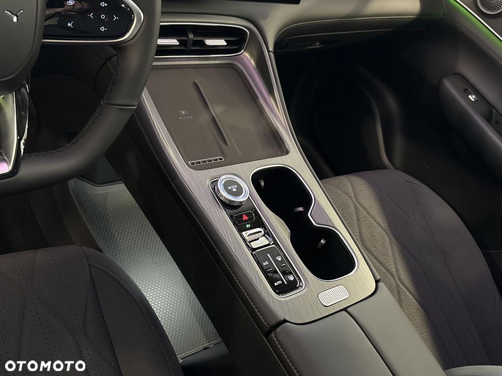 Chery Tiggo 8 1.5 T-GDI Super Hybrid Comfort DCT - 21