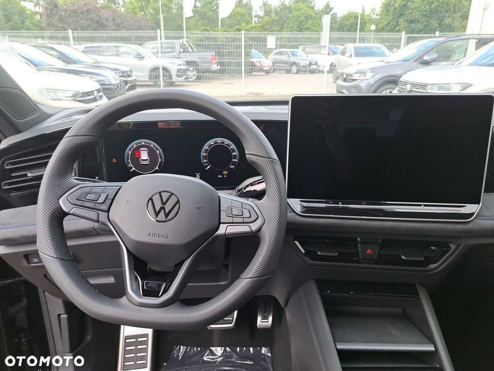 Volkswagen Tiguan - 14