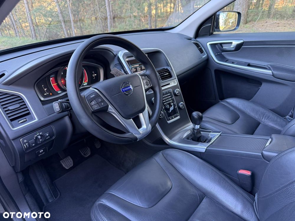 Volvo XC 60 D4 Edition Pro - 18