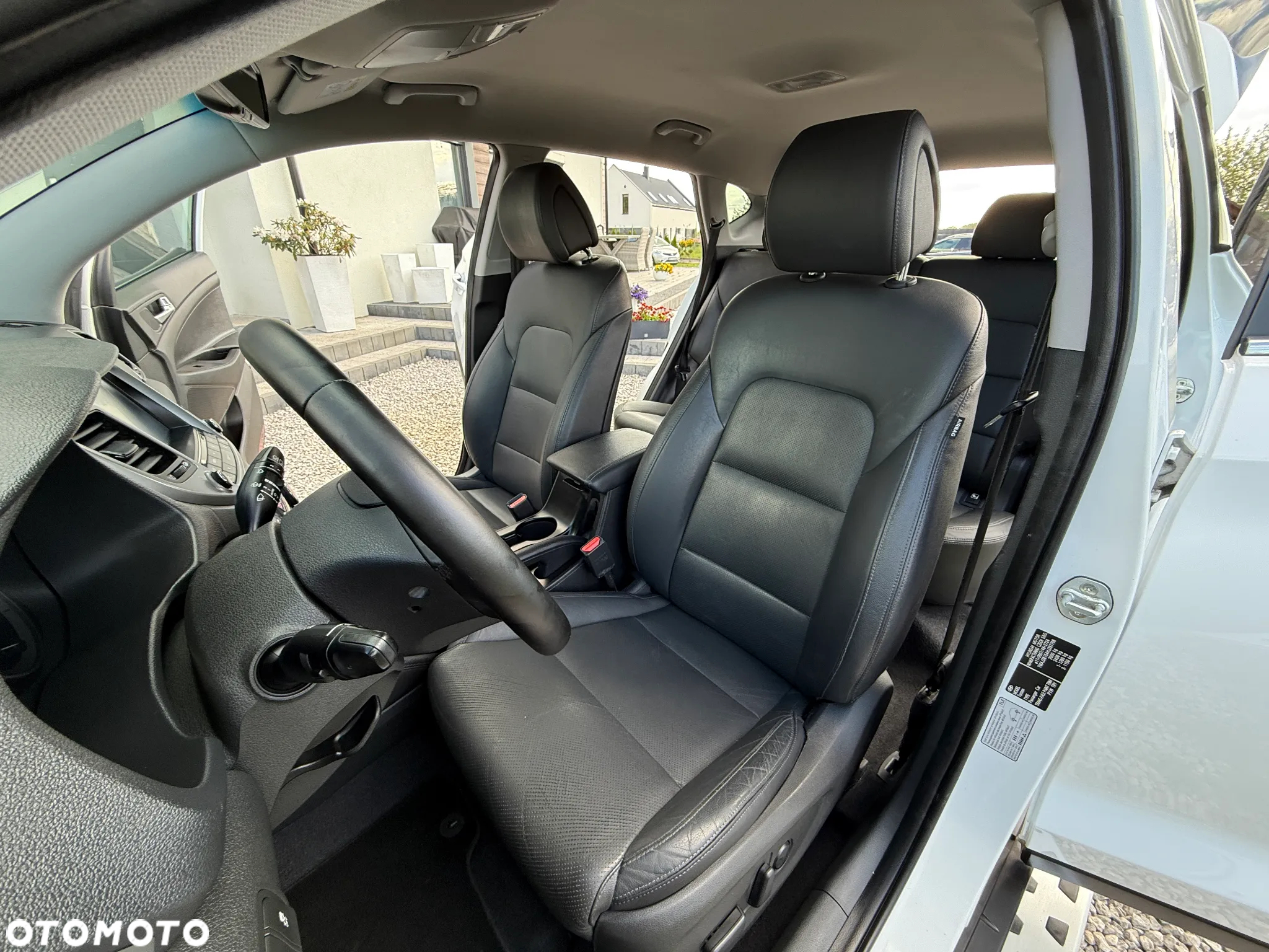 Hyundai Tucson blue 1.7 CRDi 2WD Style - 24