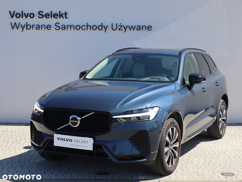 Volvo XC 60 B4 D AWD Plus Dark - 2