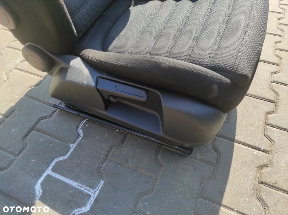 VW CADDY 3 03-15R FOTELE PRZEDNIE KIEROWCY PASAŻERA GRZANE PODGRZEWANE SPRAWNE LEWY ELEKTRYCZNY KUBEŁKI CAŁE EUROPA WYSYŁKA !!!!! - 8