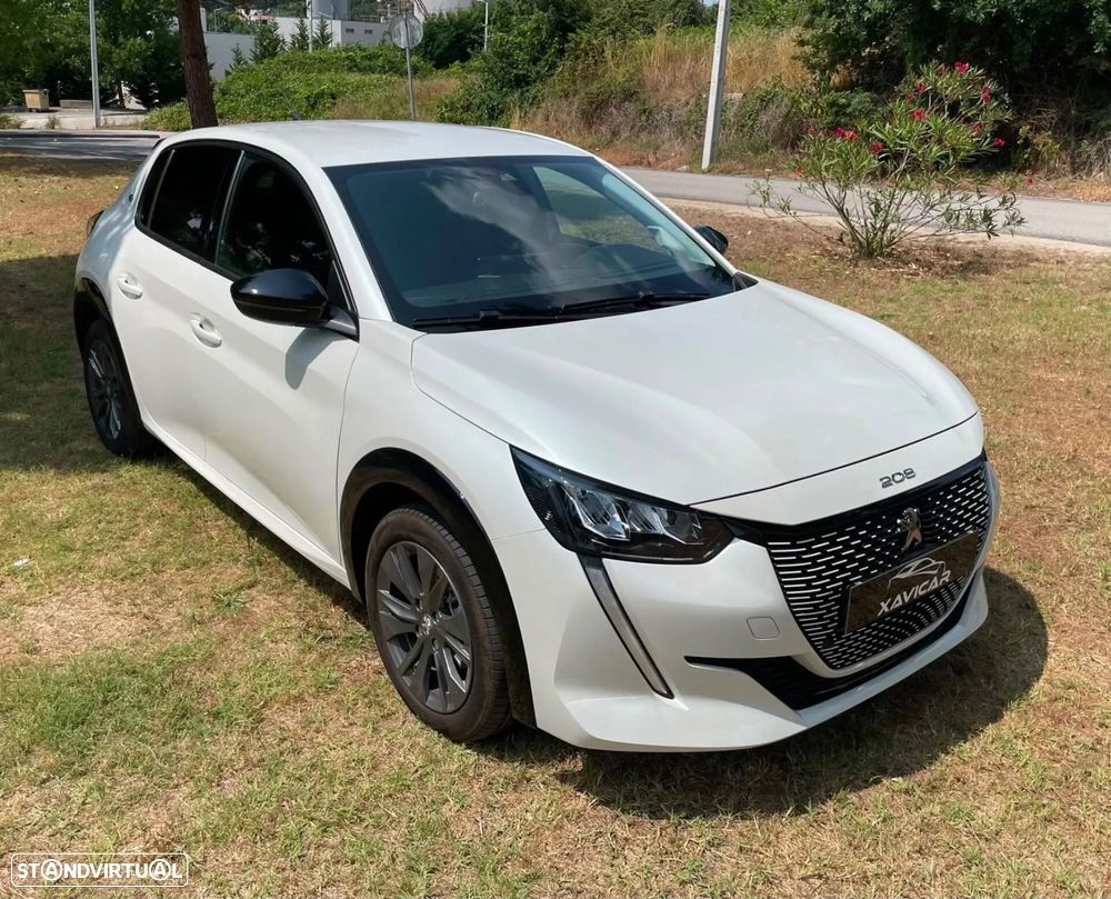 Peugeot e-208 50 kWh Allure Pack