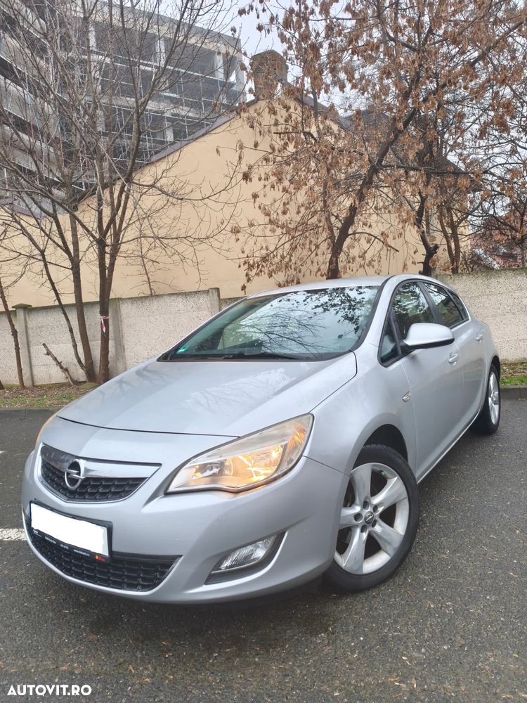 Opel Astra 1.6 Enjoy - 1