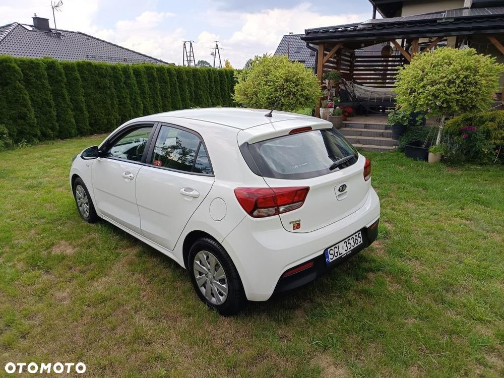 Kia Rio 1.2 M - 5